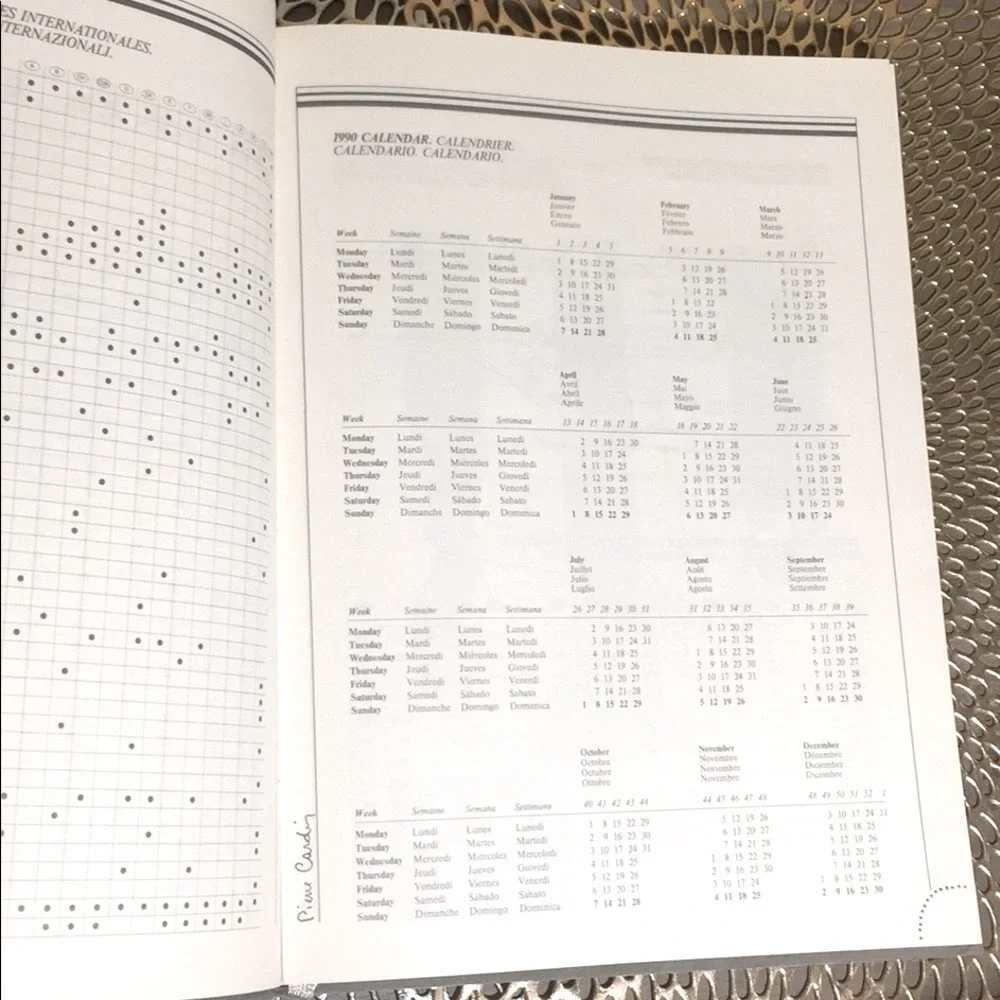 Vintage Pierre Cardin 1989 Date Book Calendar